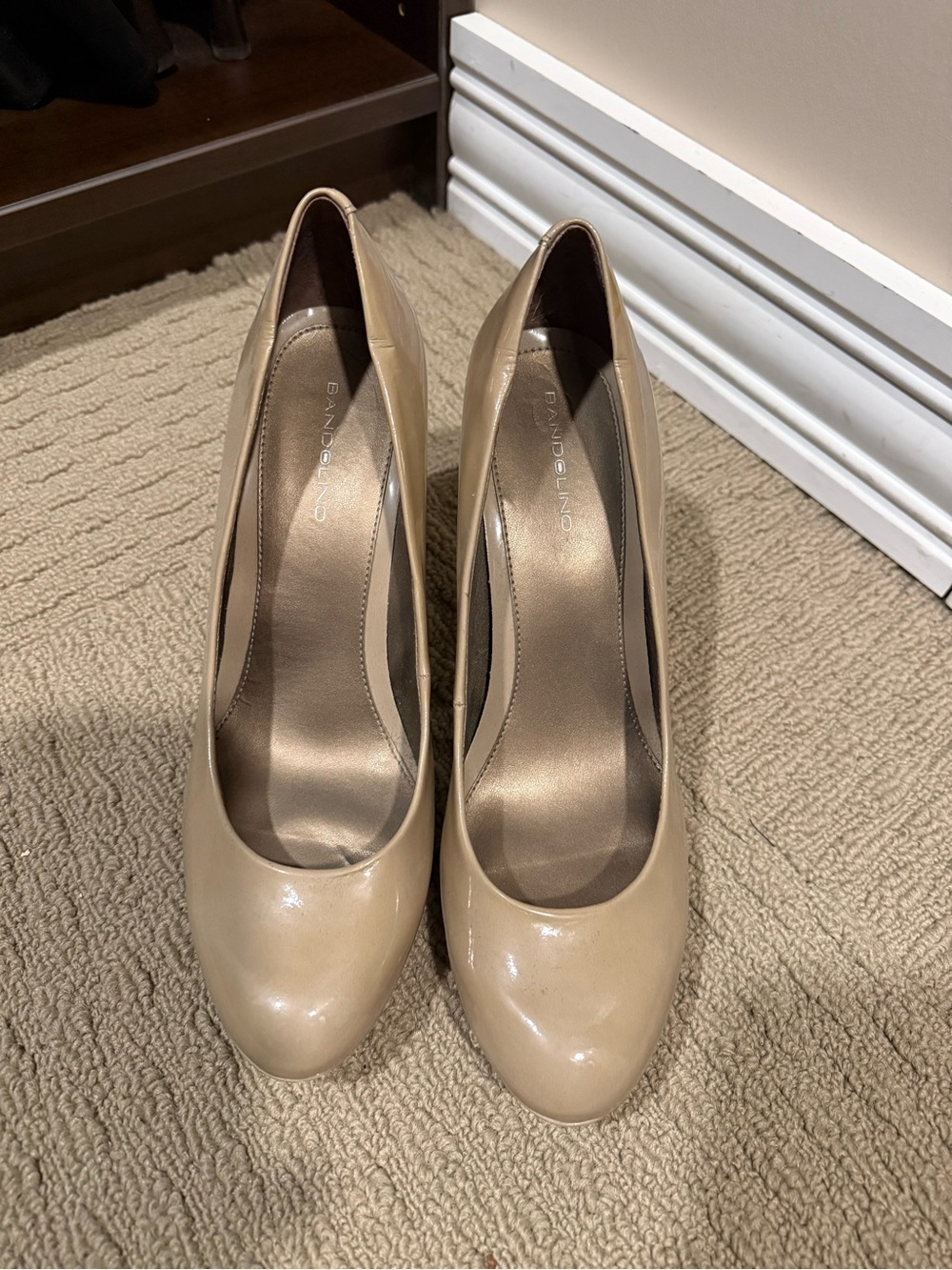 Bandolino Beige Patent Round-Toe Pumps